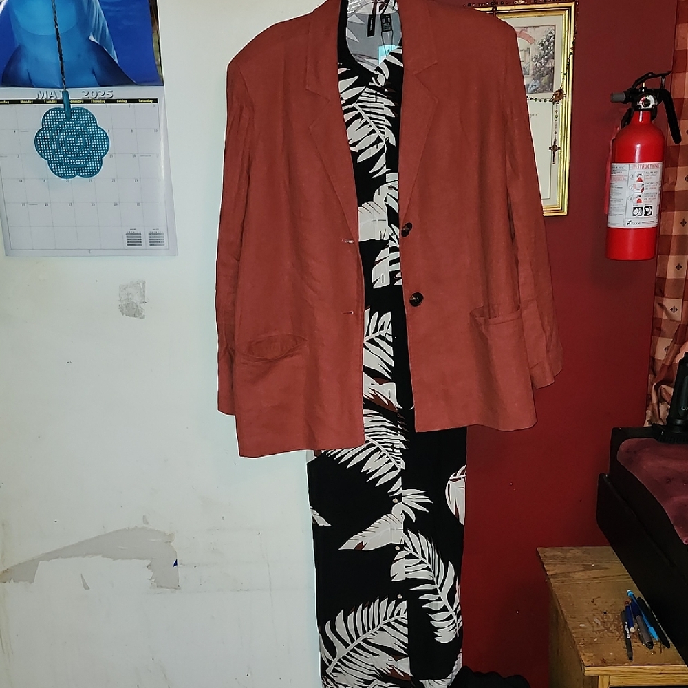 Vero Moda Brown Blazer Classic Open Front, WITH VERO MODA EASY JOY SHIRT DRESS.